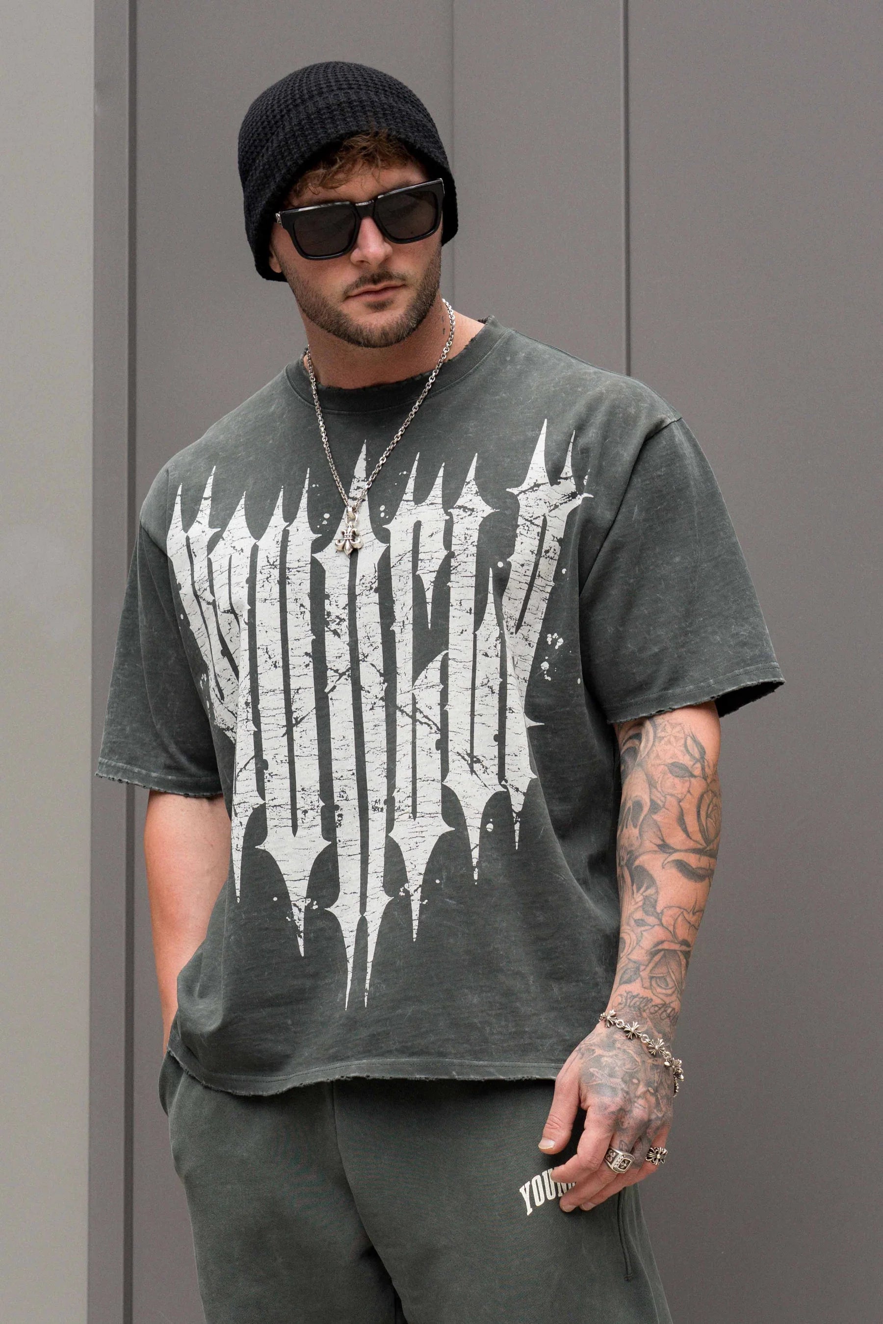 YOUNGLA 4156 - Revenge Tees