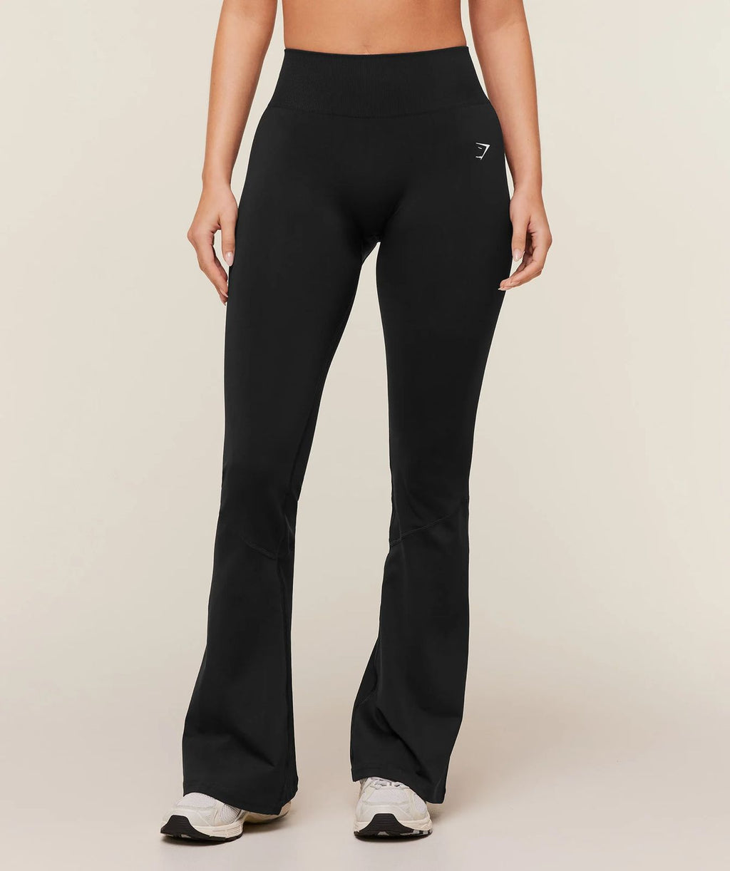 GYMSHARK Everyday Seamless Flared Legging